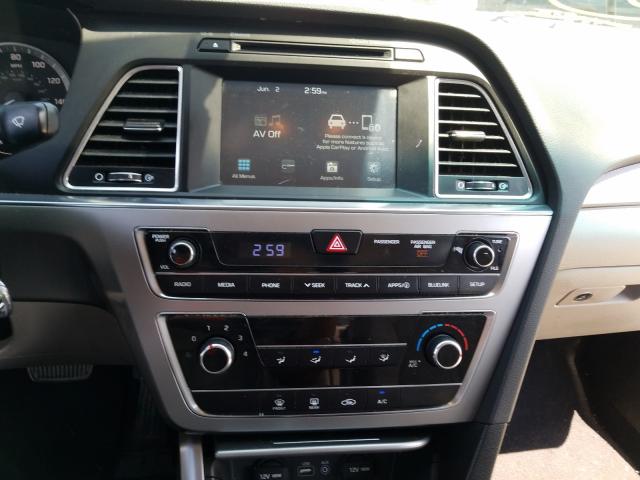 Photo 8 VIN: 5NPE24AF9GH386179 - HYUNDAI SONATA SE 