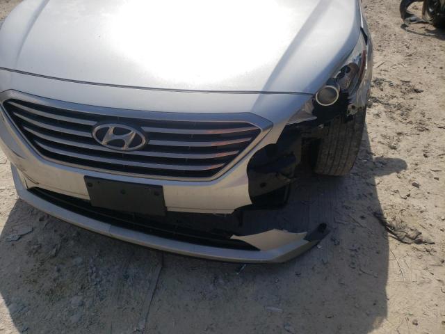 Photo 8 VIN: 5NPE24AF9GH386358 - HYUNDAI SONATA SE 