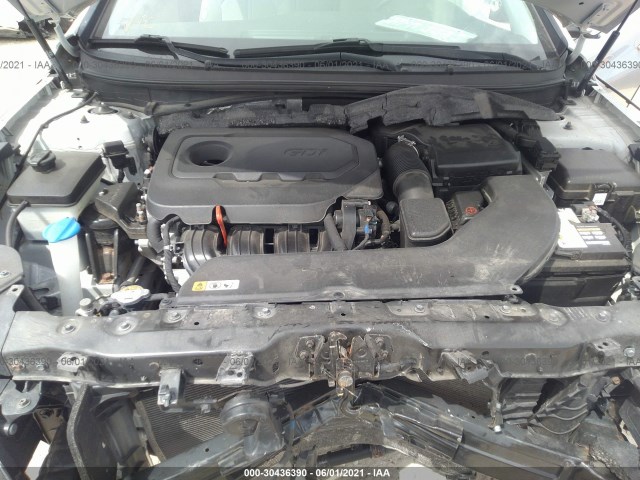 Photo 9 VIN: 5NPE24AF9GH391432 - HYUNDAI SONATA 