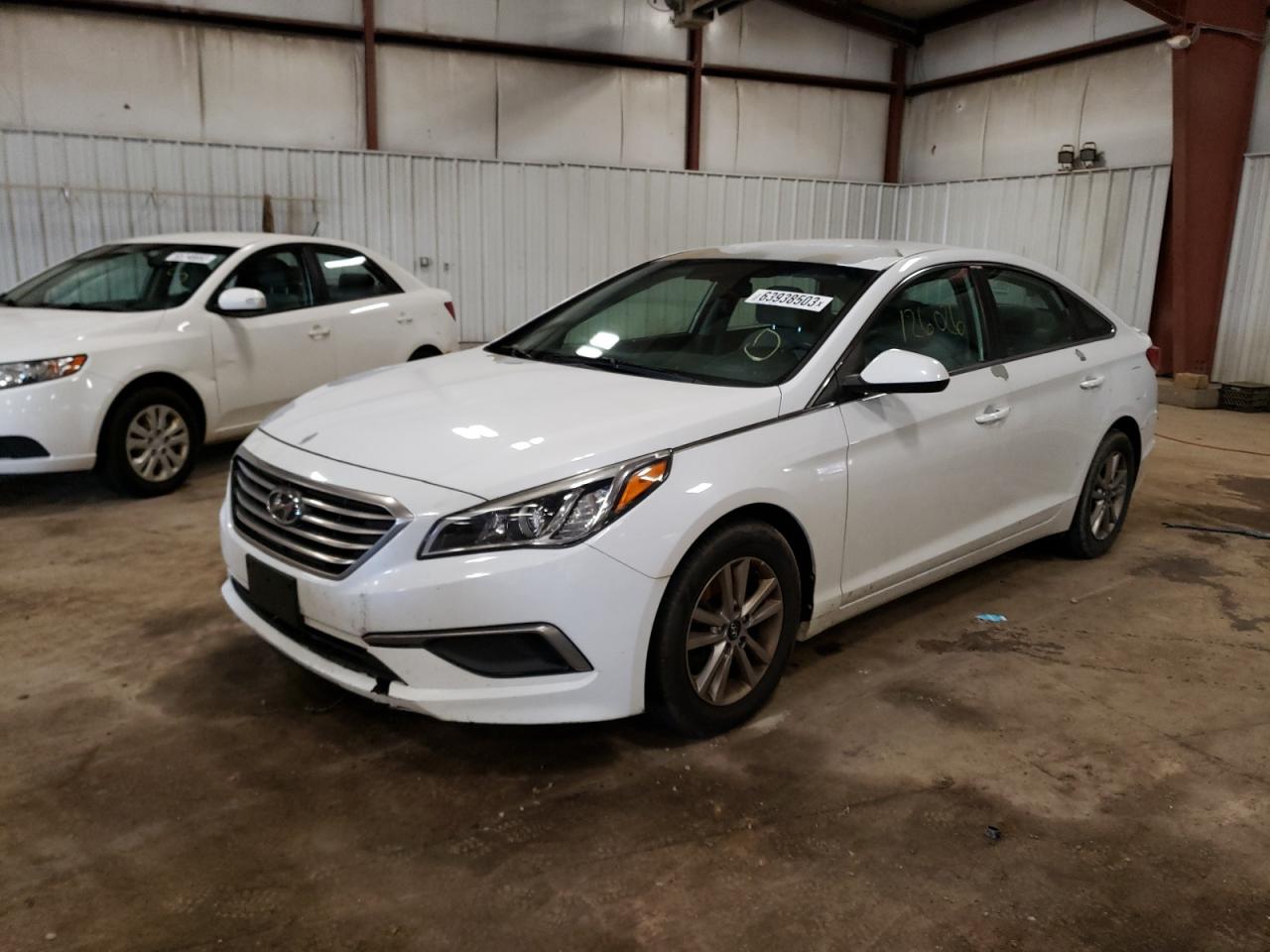 Photo 0 VIN: 5NPE24AF9GH395058 - HYUNDAI SONATA 