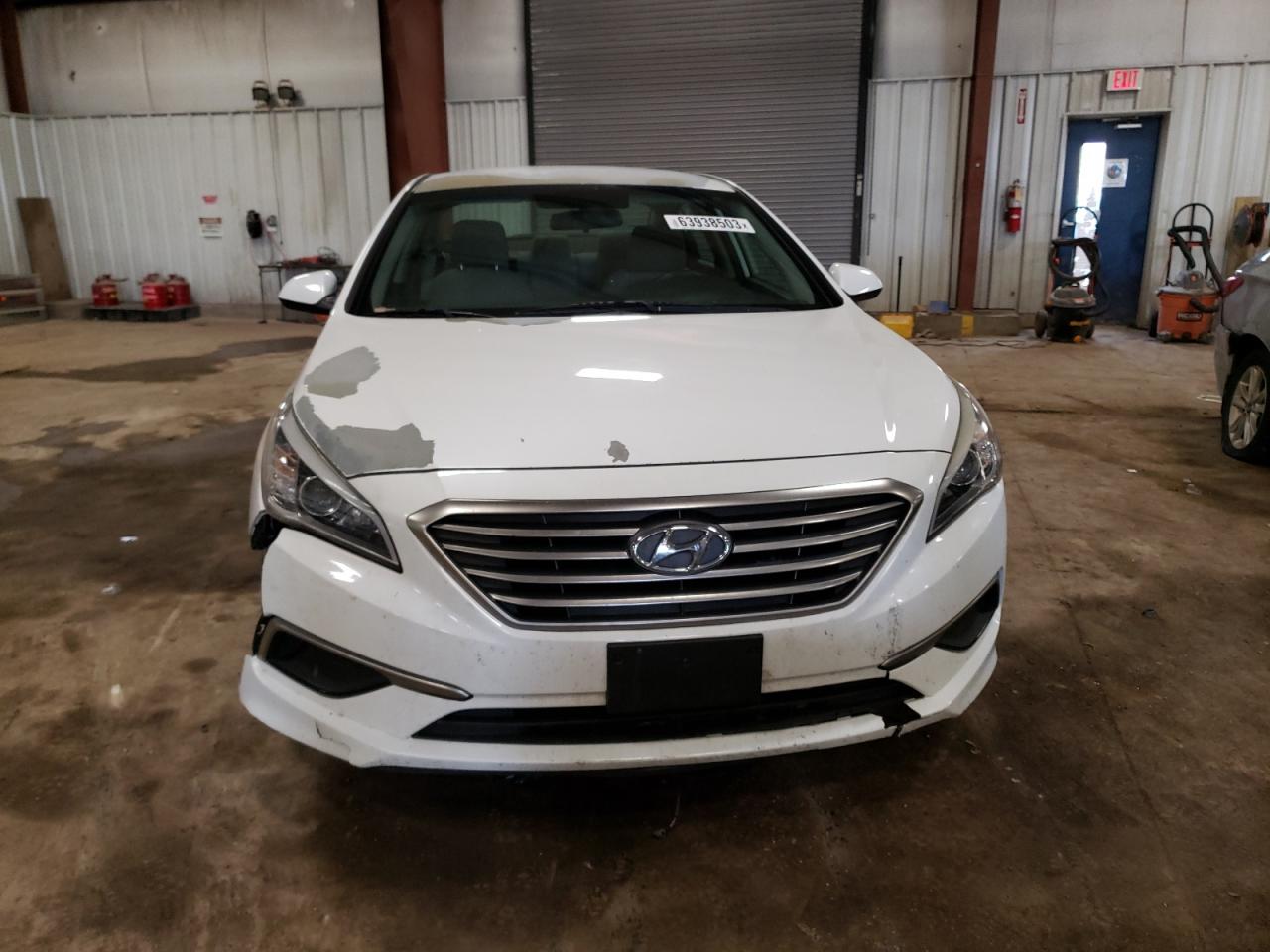 Photo 4 VIN: 5NPE24AF9GH395058 - HYUNDAI SONATA 