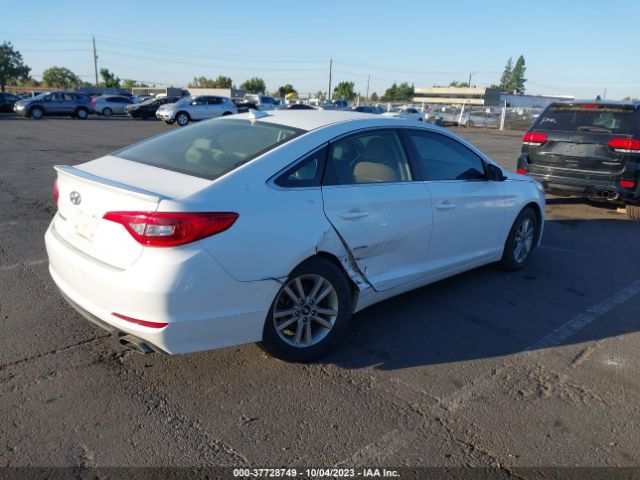 Photo 3 VIN: 5NPE24AF9GH403059 - HYUNDAI SONATA 