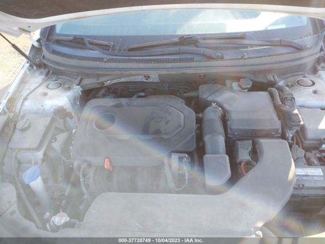 Photo 9 VIN: 5NPE24AF9GH403059 - HYUNDAI SONATA 