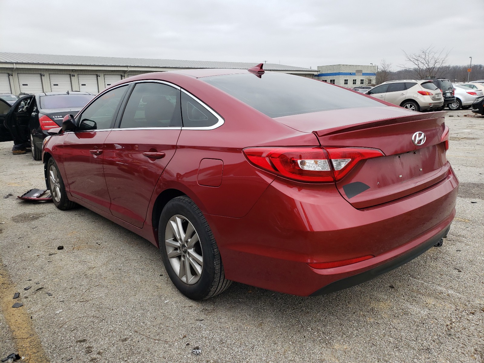 Photo 2 VIN: 5NPE24AF9GH434036 - HYUNDAI SONATA SE 