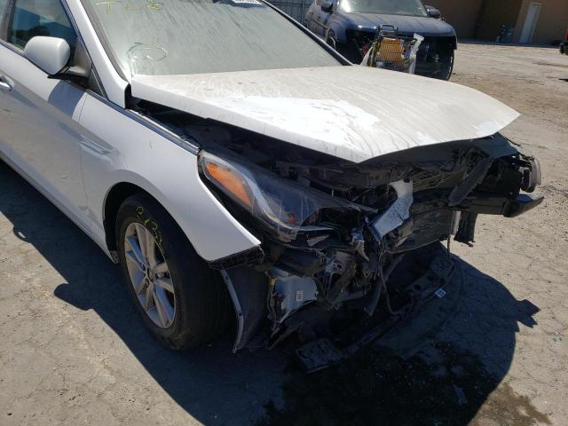 Photo 8 VIN: 5NPE24AF9HH444633 - HYUNDAI SONATA SE 