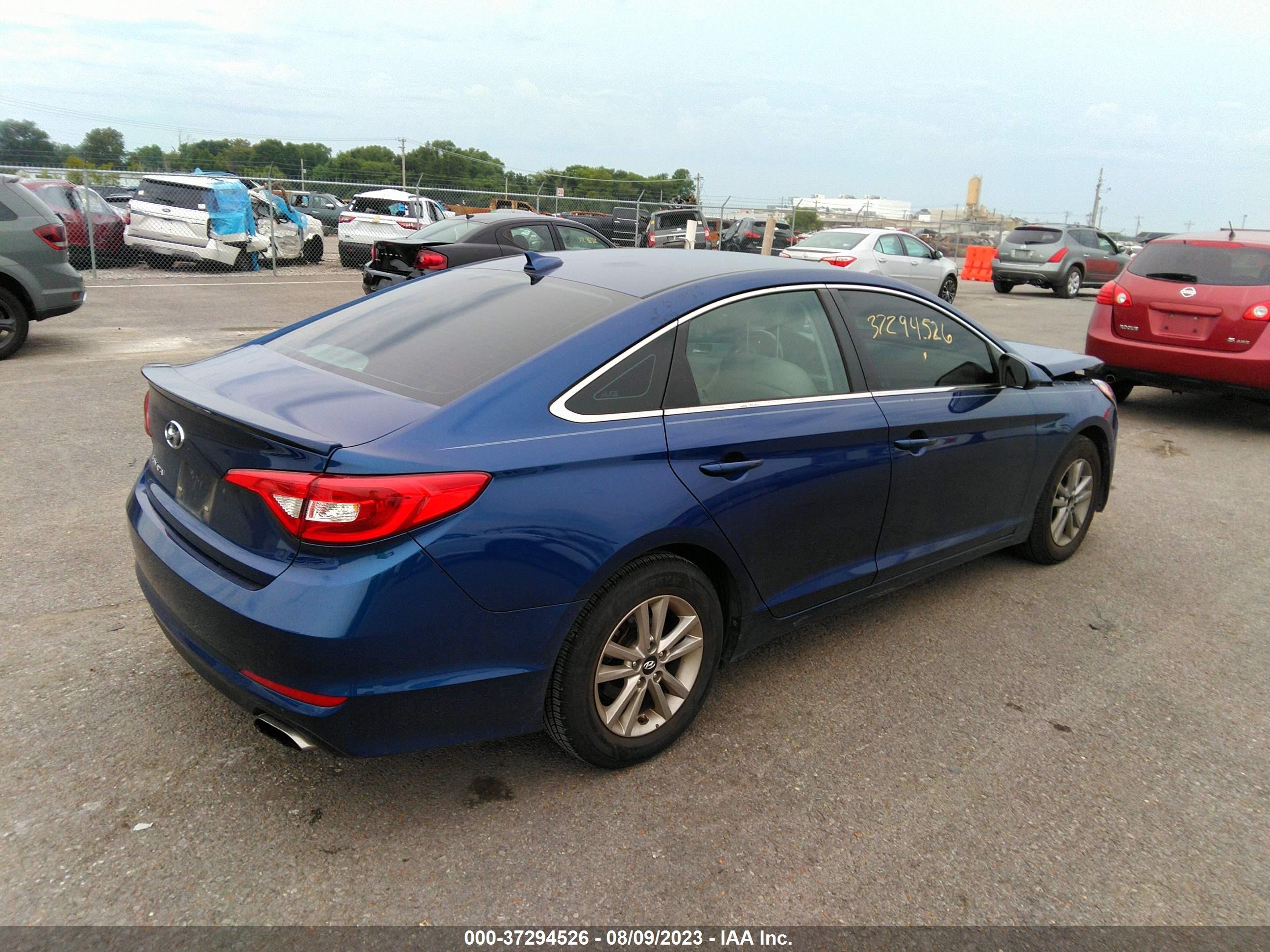 Photo 3 VIN: 5NPE24AF9HH460234 - HYUNDAI SONATA 