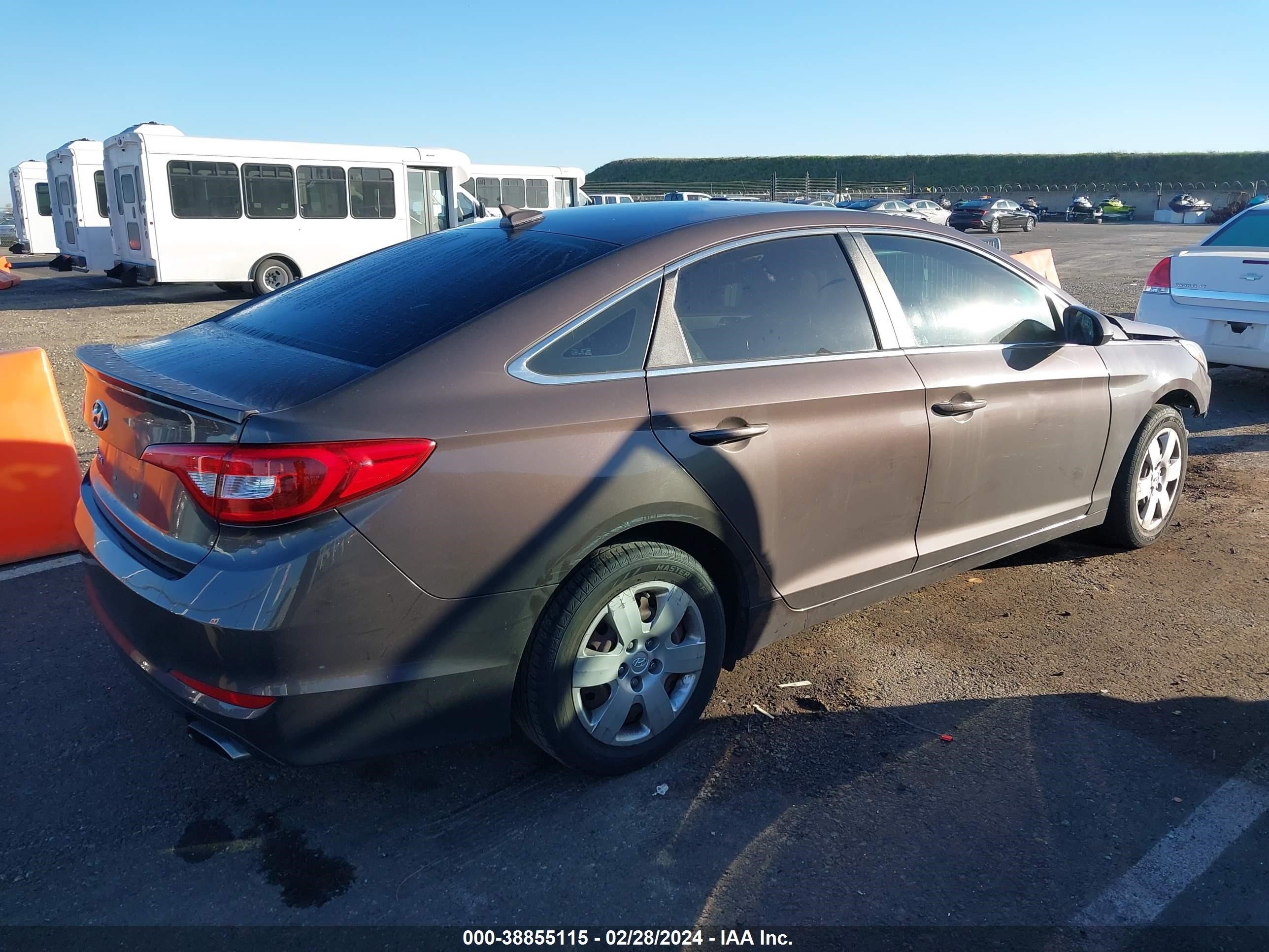 Photo 3 VIN: 5NPE24AF9HH463344 - HYUNDAI SONATA 