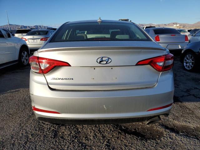 Photo 5 VIN: 5NPE24AF9HH474439 - HYUNDAI SONATA SE 