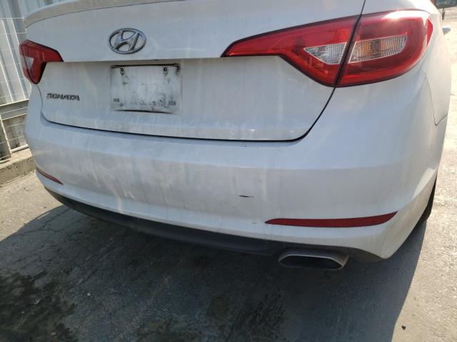 Photo 8 VIN: 5NPE24AF9HH475199 - HYUNDAI SONATA SE 