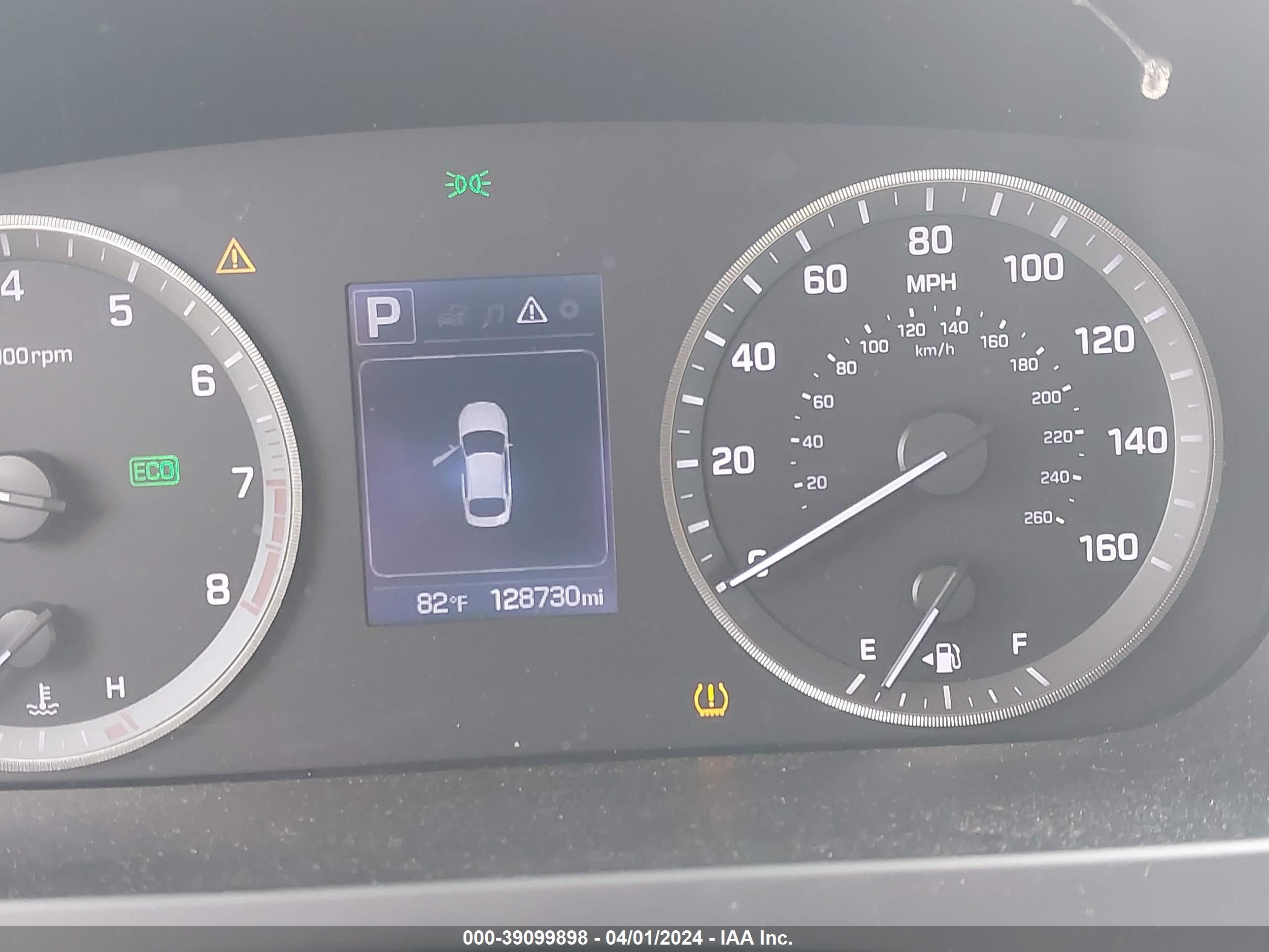 Photo 6 VIN: 5NPE24AF9HH486218 - HYUNDAI SONATA 