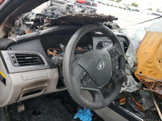 Photo 8 VIN: 5NPE24AF9HH493539 - HYUNDAI SONATA SE 