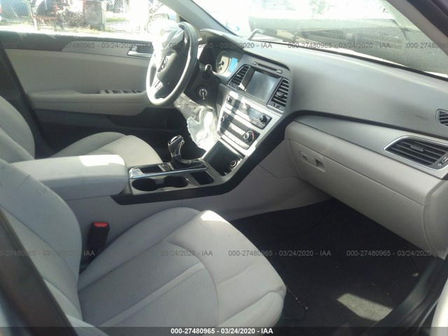 Photo 4 VIN: 5NPE24AF9HH495033 - HYUNDAI SONATA 