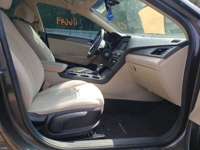 Photo 4 VIN: 5NPE24AF9HH498319 - HYUNDAI SONATA SE 