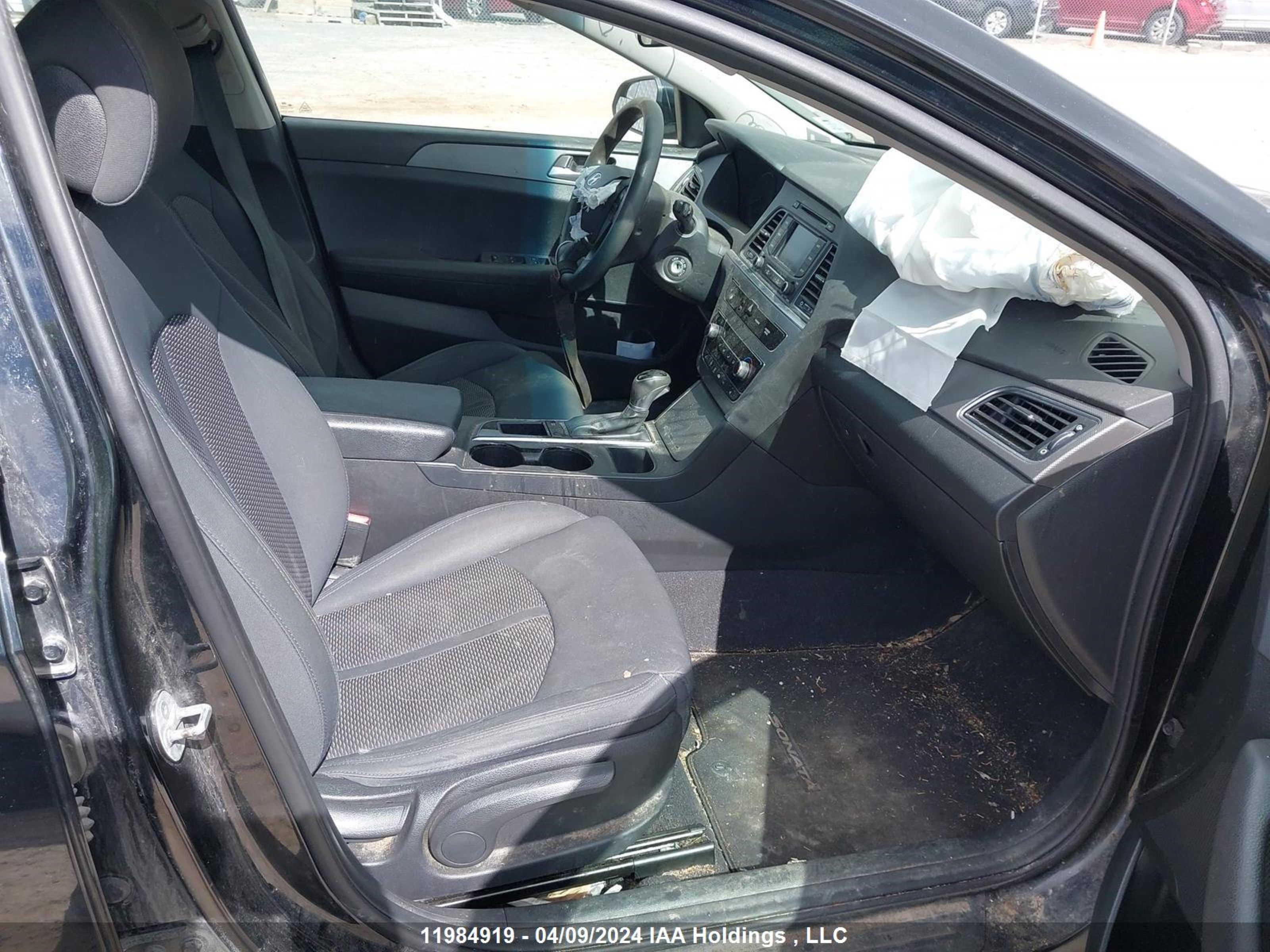 Photo 4 VIN: 5NPE24AF9HH526037 - HYUNDAI SONATA 