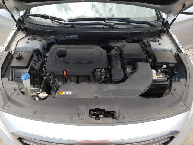 Photo 6 VIN: 5NPE24AF9HH528533 - HYUNDAI SONATA SE 