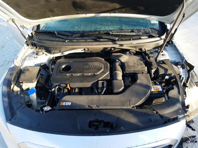 Photo 6 VIN: 5NPE24AF9HH528659 - HYUNDAI SONATA SE 