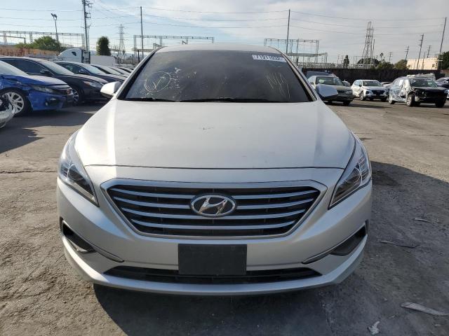 Photo 4 VIN: 5NPE24AF9HH530542 - HYUNDAI SONATA SE 