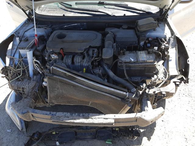 Photo 6 VIN: 5NPE24AF9HH556395 - HYUNDAI SONATA SE 