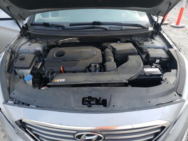 Photo 6 VIN: 5NPE24AF9HH560737 - HYUNDAI SONATA SE 