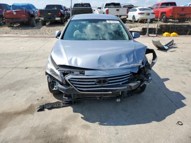 Photo 4 VIN: 5NPE24AF9HH575402 - HYUNDAI SONATA SE 