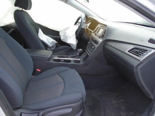 Photo 4 VIN: 5NPE24AF9HH581121 - HYUNDAI SONATA SE 