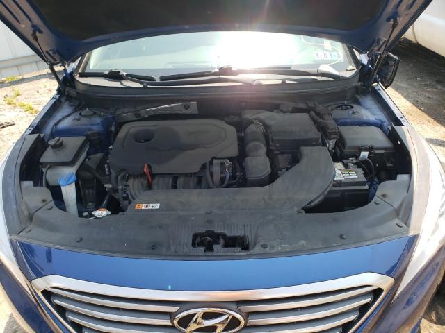 Photo 6 VIN: 5NPE24AF9HH586688 - HYUNDAI SONATA SE 