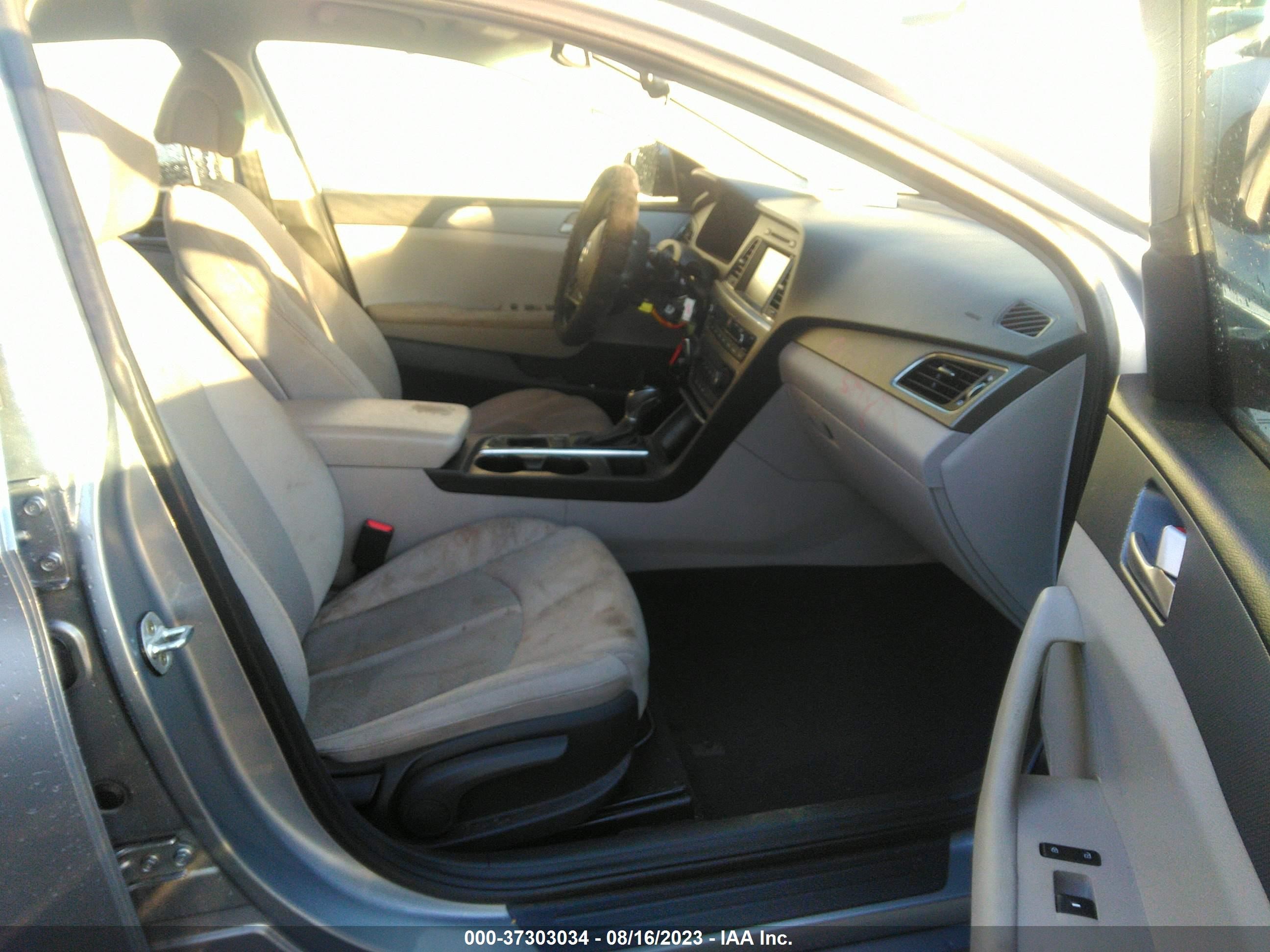 Photo 4 VIN: 5NPE24AF9HH589834 - HYUNDAI SONATA 