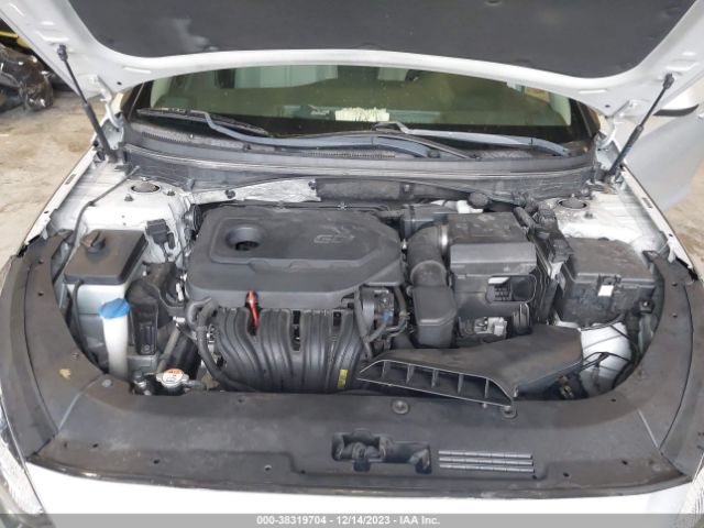 Photo 9 VIN: 5NPE24AF9JH597843 - HYUNDAI SONATA 