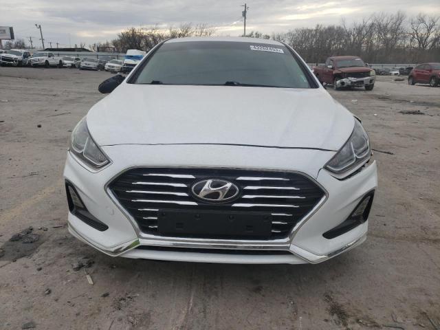 Photo 4 VIN: 5NPE24AF9JH599396 - HYUNDAI SONATA SE 