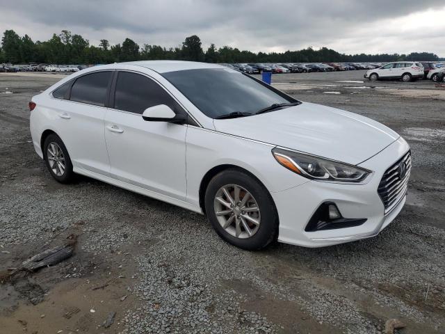 Photo 3 VIN: 5NPE24AF9JH627164 - HYUNDAI SONATA SE 