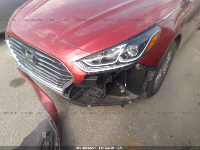 Photo 5 VIN: 5NPE24AF9JH638021 - HYUNDAI SONATA 