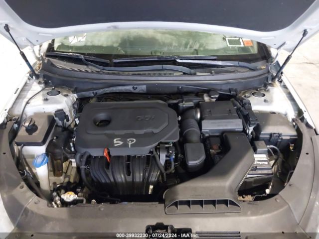 Photo 9 VIN: 5NPE24AF9JH662349 - HYUNDAI SONATA 