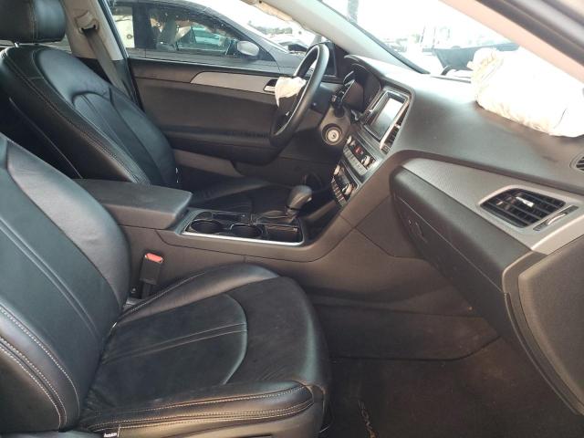 Photo 4 VIN: 5NPE24AF9JH686893 - HYUNDAI SONATA SE 