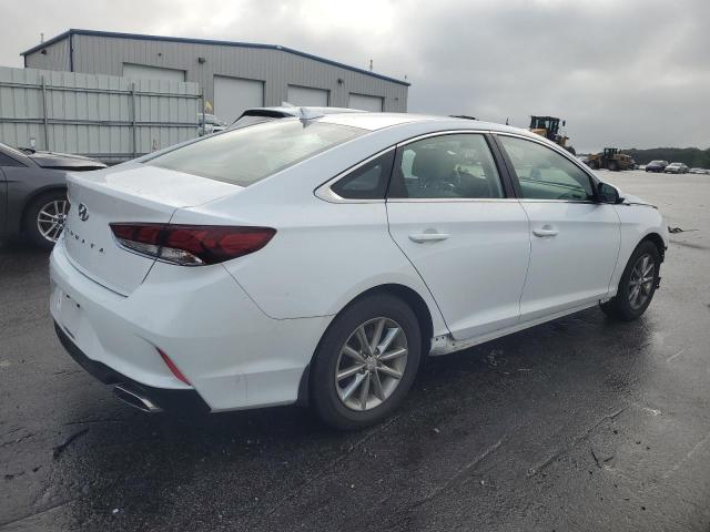 Photo 2 VIN: 5NPE24AF9JH704860 - HYUNDAI SONATA SE 