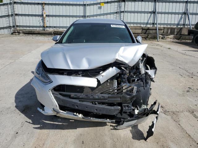 Photo 4 VIN: 5NPE24AF9JH705541 - HYUNDAI SONATA SE 