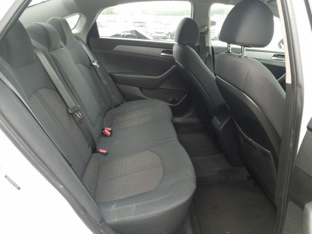 Photo 5 VIN: 5NPE24AF9JH713588 - HYUNDAI SONATA SE 