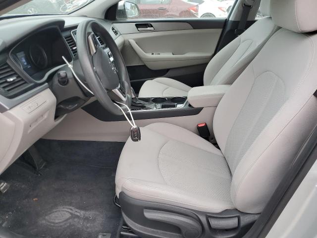 Photo 6 VIN: 5NPE24AF9KH750979 - HYUNDAI SONATA 