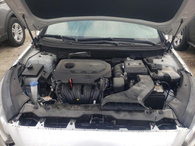 Photo 6 VIN: 5NPE24AF9KH769869 - HYUNDAI SONATA SE 