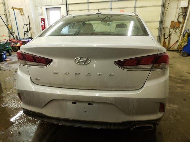 Photo 5 VIN: 5NPE24AF9KH769869 - HYUNDAI SONATA SE 