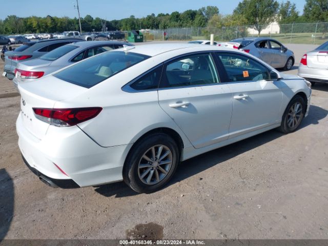 Photo 3 VIN: 5NPE24AF9KH780760 - HYUNDAI SONATA 