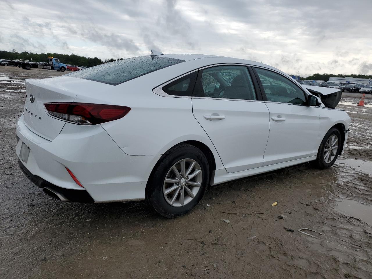 Photo 2 VIN: 5NPE24AF9KH781097 - HYUNDAI SONATA 