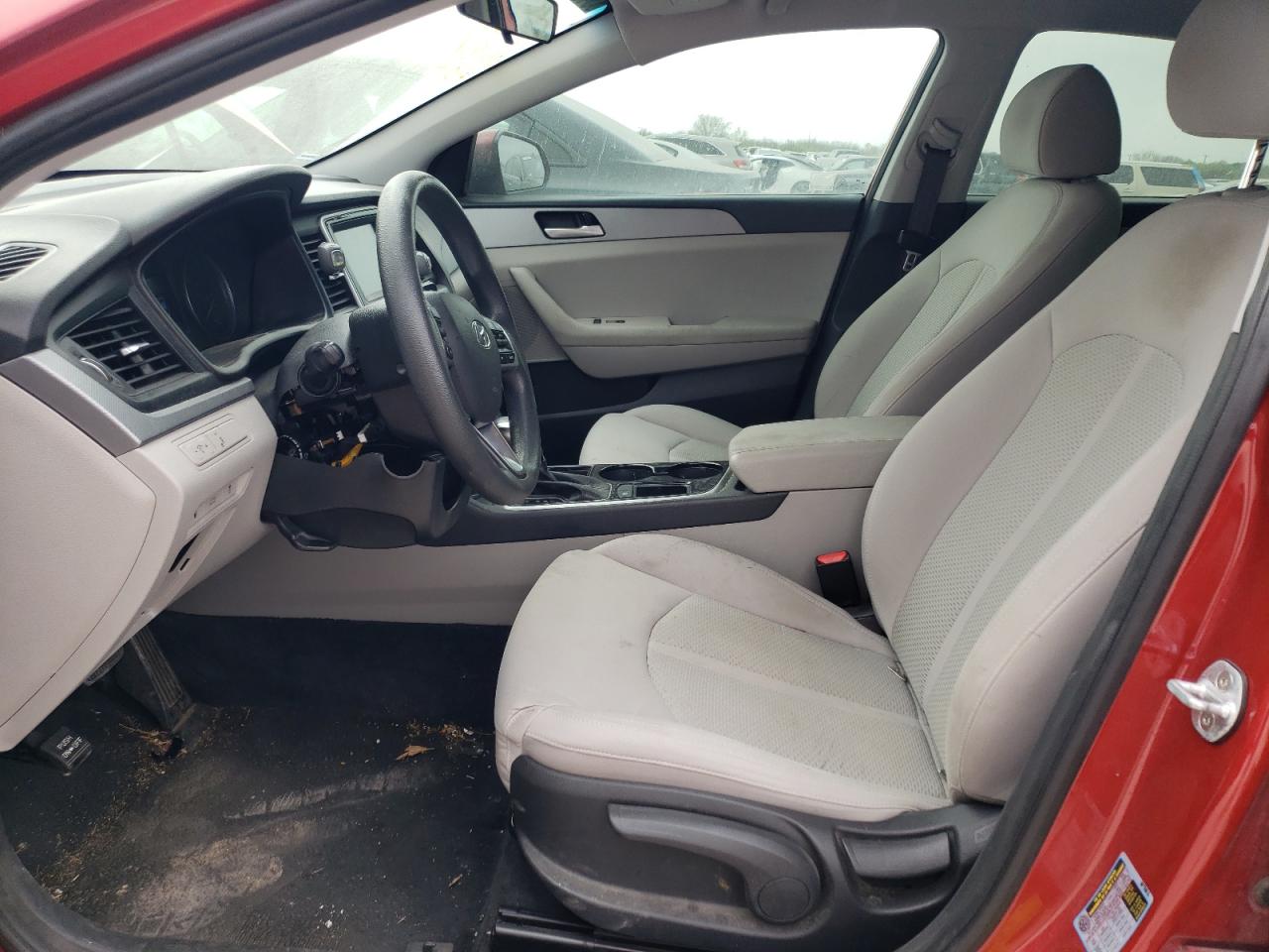 Photo 6 VIN: 5NPE24AF9KH787191 - HYUNDAI SONATA 