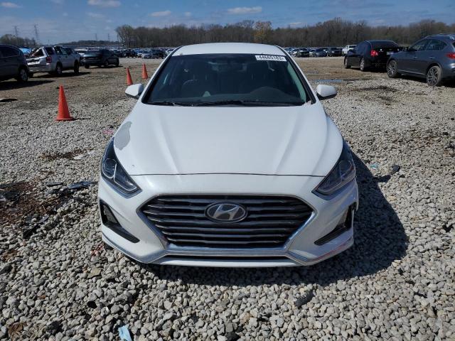 Photo 4 VIN: 5NPE24AF9KH787966 - HYUNDAI SONATA SE 