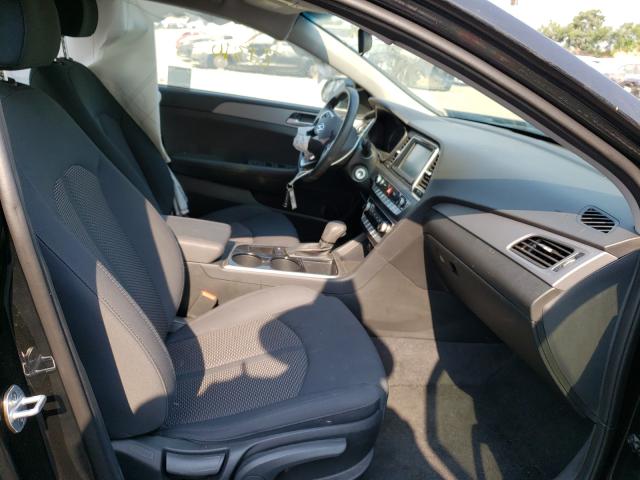 Photo 4 VIN: 5NPE24AF9KH788857 - HYUNDAI SONATA SE 