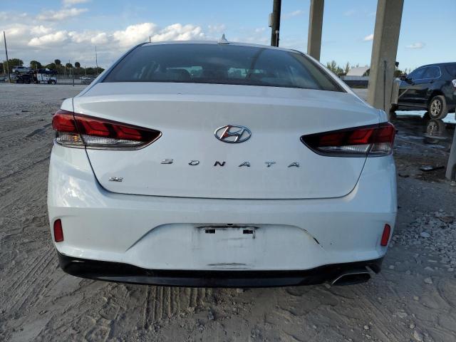 Photo 5 VIN: 5NPE24AF9KH795128 - HYUNDAI SONATA SE 