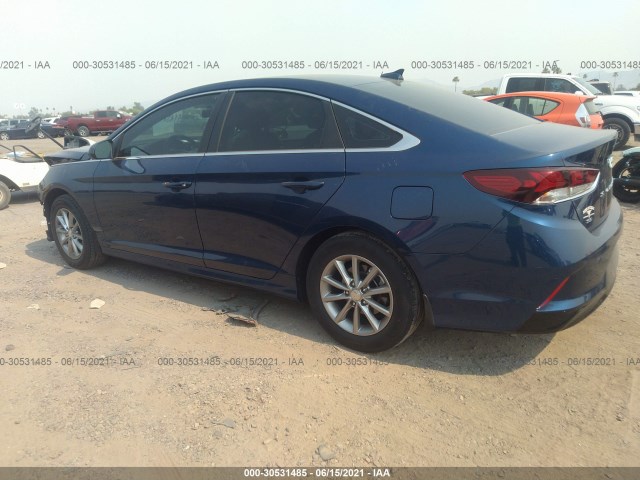 Photo 2 VIN: 5NPE24AF9KH797879 - HYUNDAI SONATA 