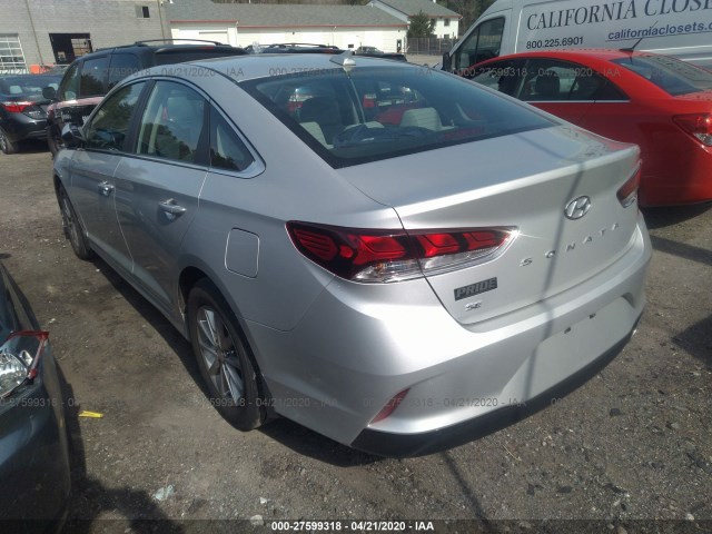 Photo 2 VIN: 5NPE24AF9KH799924 - HYUNDAI SONATA 