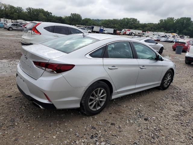 Photo 2 VIN: 5NPE24AF9KH802238 - HYUNDAI SONATA SE 