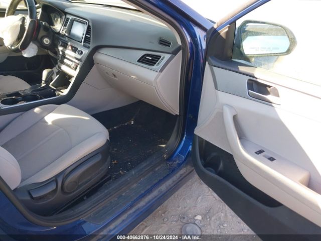 Photo 4 VIN: 5NPE24AF9KH806760 - HYUNDAI SONATA 