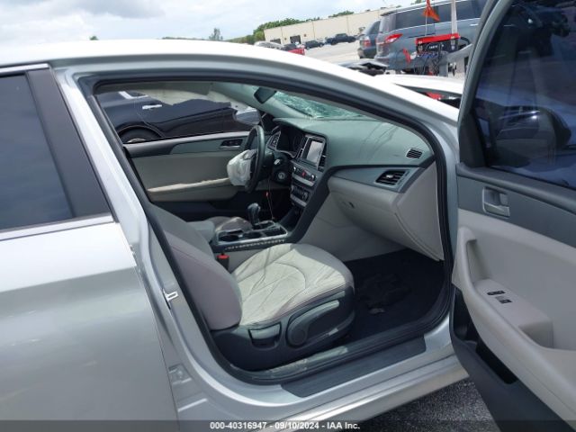 Photo 4 VIN: 5NPE24AF9KH808654 - HYUNDAI SONATA 